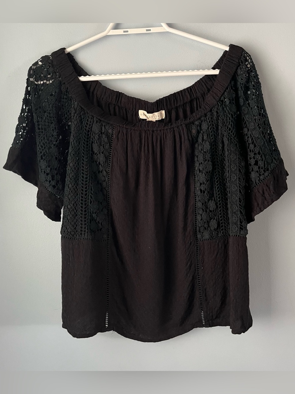 Lovestitch Black Crochet Sleeve Relaxed Fit Short Sleeve Flowy Blouse Size M